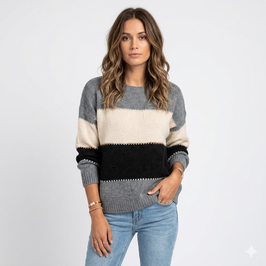 Women's relaxed fit knit sweater, cozy crew neck for everyday comfort & versatile winter fashion.