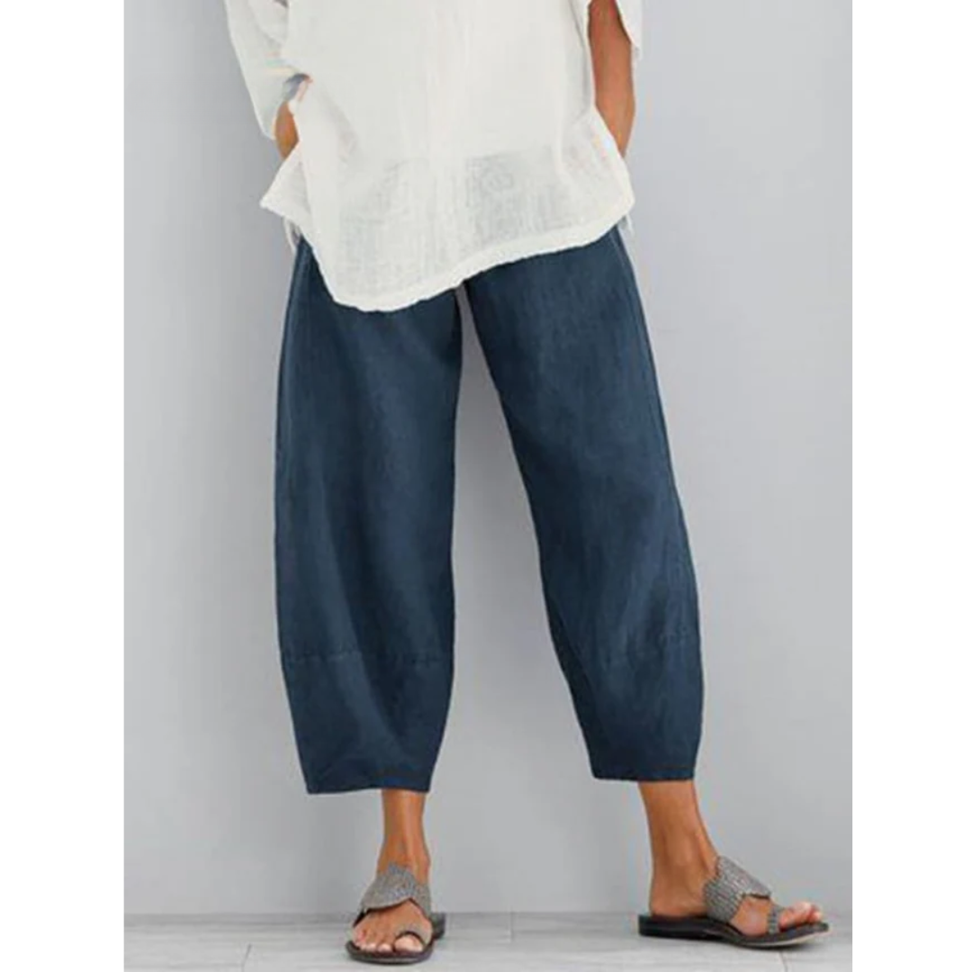 Easy-to-wear women's relaxed fit linen pants, providing effortless style and comfort for any casual outing.