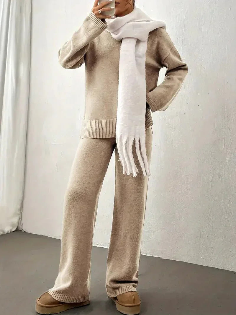 Two-piece spring outfit for women featuring a relaxed top and matching bottoms, comfortable