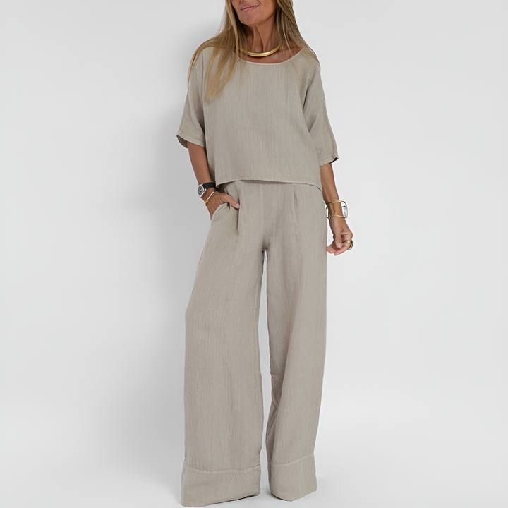 Women's relaxed fit two-piece loungewear set with wide-leg pants. Comfortable, breathable, perfect for summer casual wear.