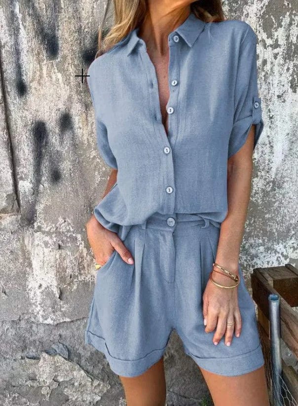 Green relaxed fit women's two-piece summer outfit, a comfortable and stylish casual set.
