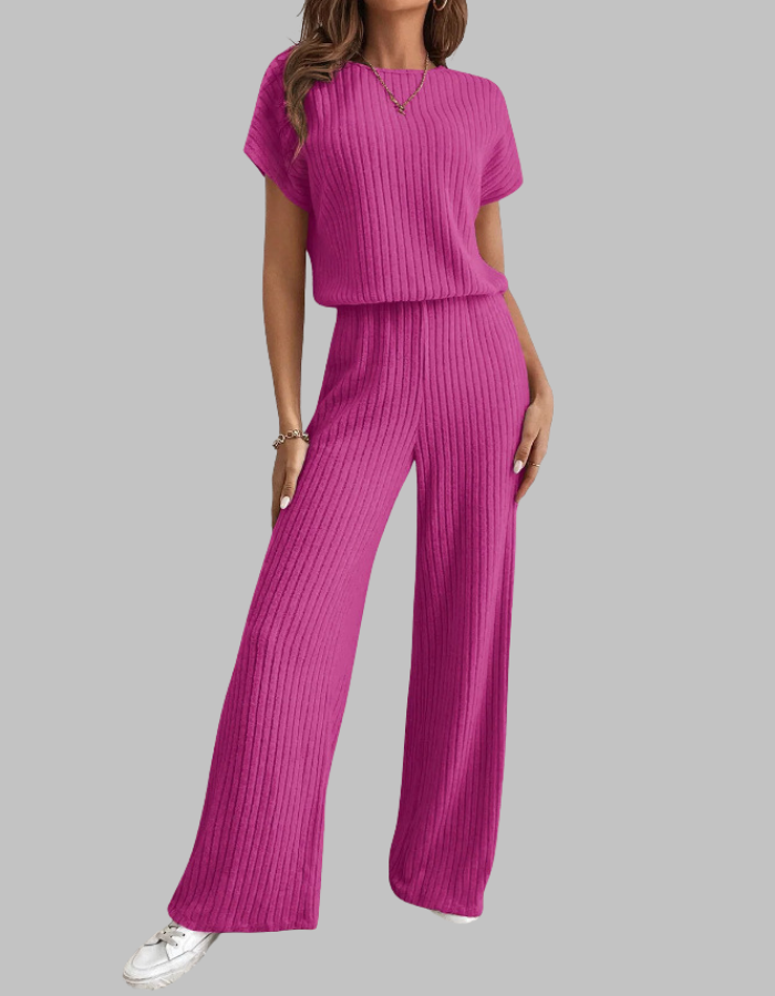 Elegant women's ribbed two-piece set with a comfy short sleeve top & stylish wide leg pants for versatile wear.