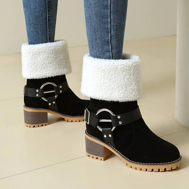 Women's comfortable ankle boots with soft sherpa lining for warmth