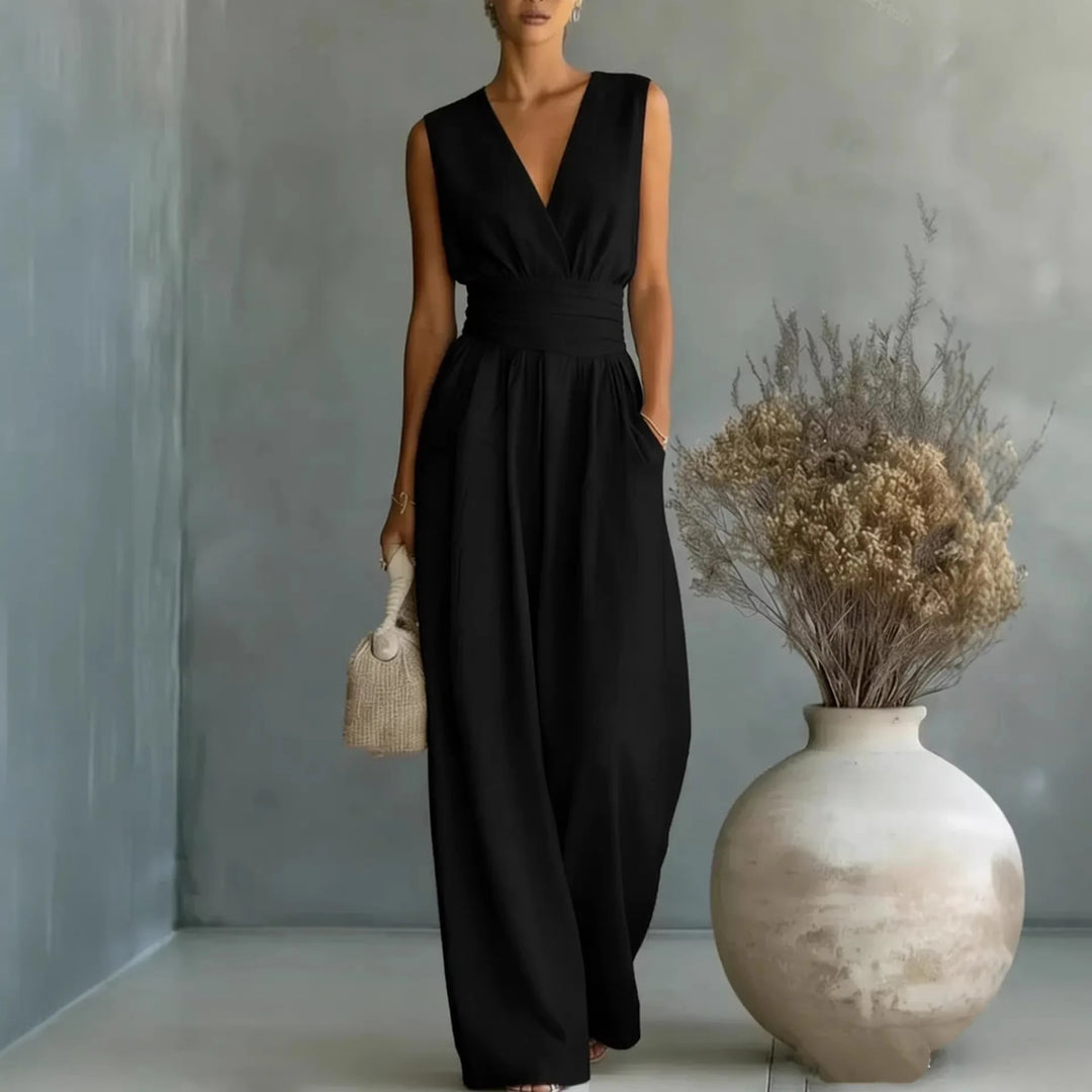 Fashionable women's sleeveless V-neck wide-leg jumpsuit, offering effortless style and comfort.