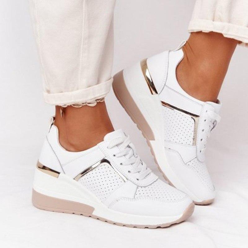 Casual women's walking shoes, soft cushioned for ultimate comfort. Features anti-slip sole & breathable mesh.