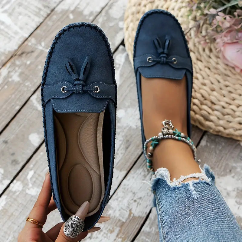 Timeless women's comfort loafers, slip-on style with a soft, breathable design.