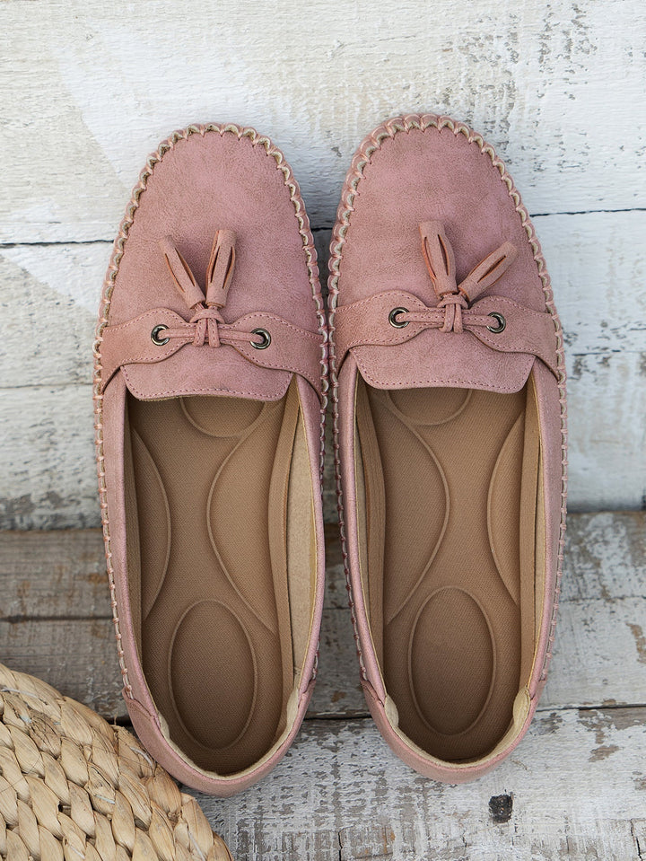 Versatile women's flat loafers; soft, comfortable & flexible for any casual occasion.