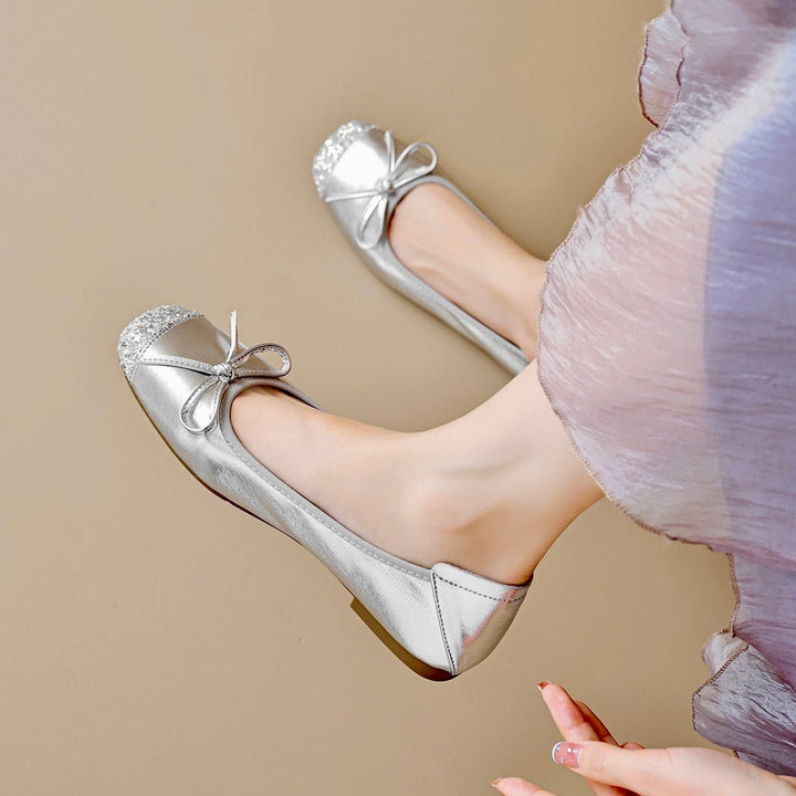 Comfortable women's square toe ballet flats, designed with a charming bow for all-day ease.