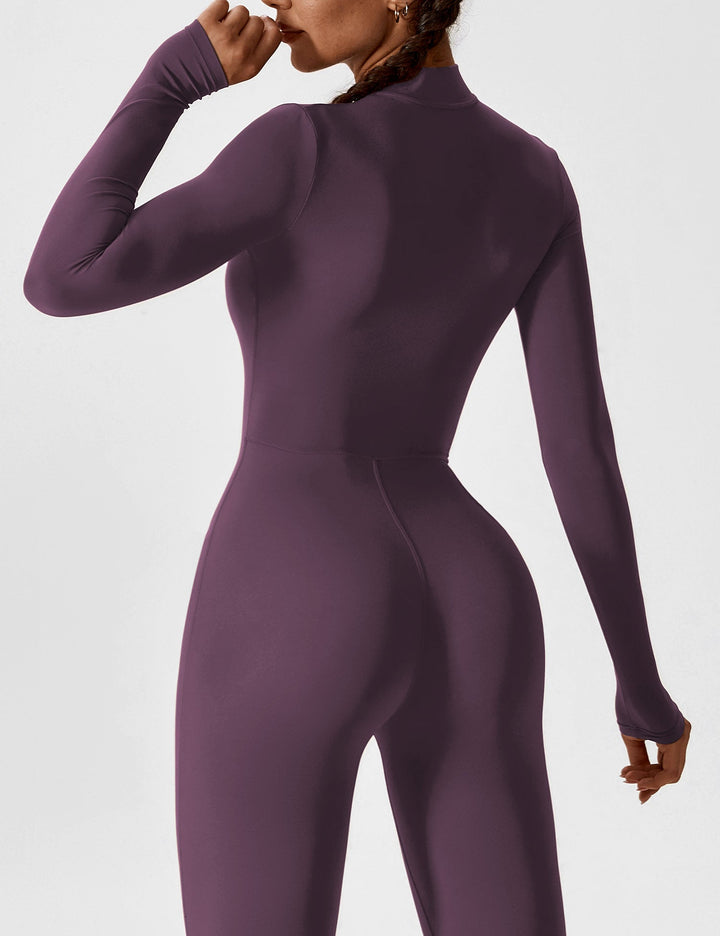 Casual women's stretchy zip-up jumpsuit, a go-to for effortless style and comfort during spring