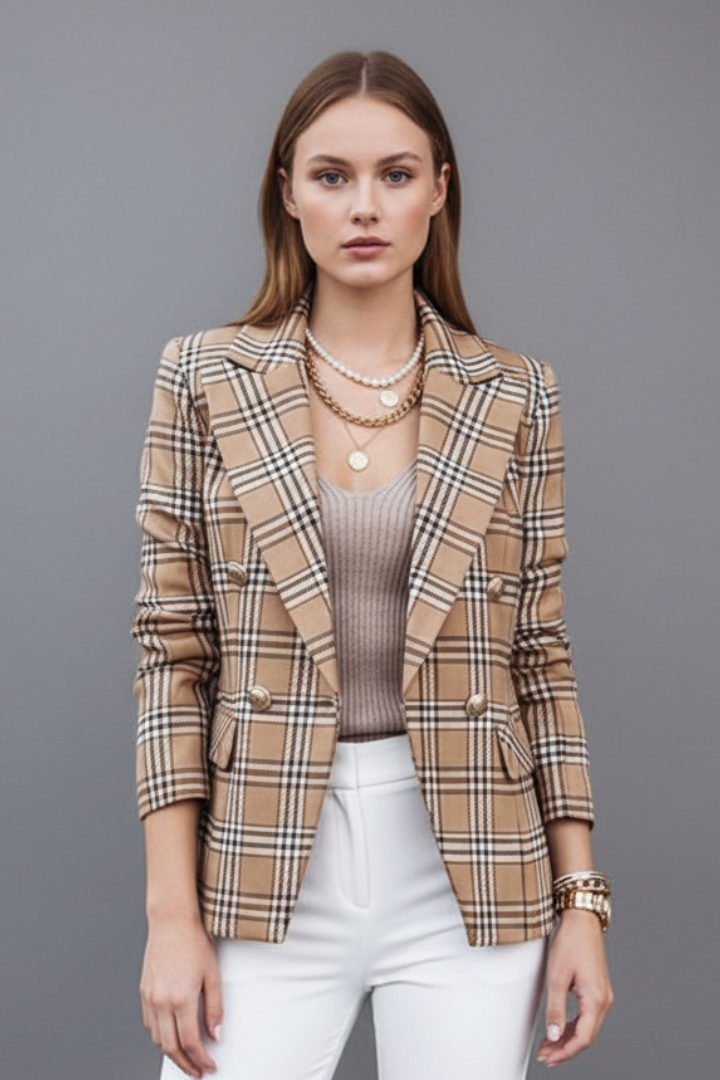 Versatile women's structured blazer with lapels, a professional & chic choice for modern office wear.