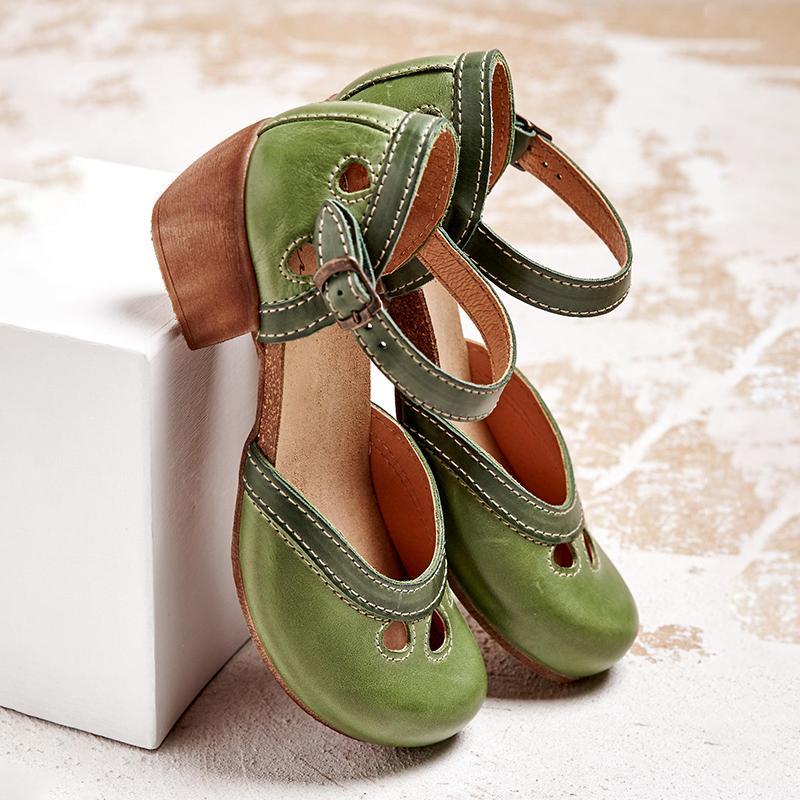 Women's vacation-ready open toe block heel sandals. Chic, comfortable summer footwear with adjustable ankle strap.