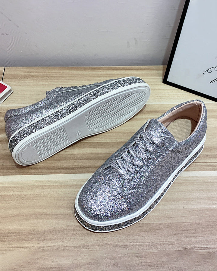 Versatile women's platform glitter sneakers, perfect for comfortable all-day wear, adding sparkle to outfits.