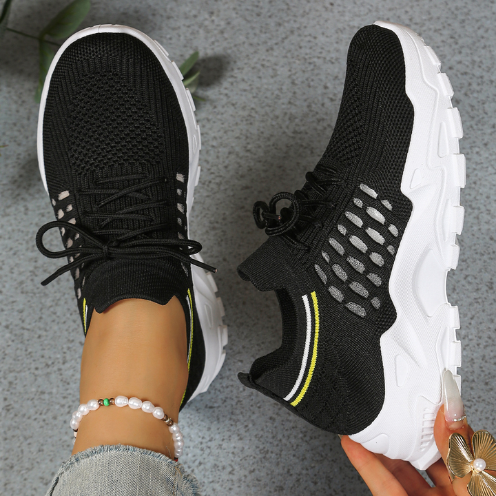 Comfortable women's orthopedic sneakers, ideal for daily walking and pain relief.