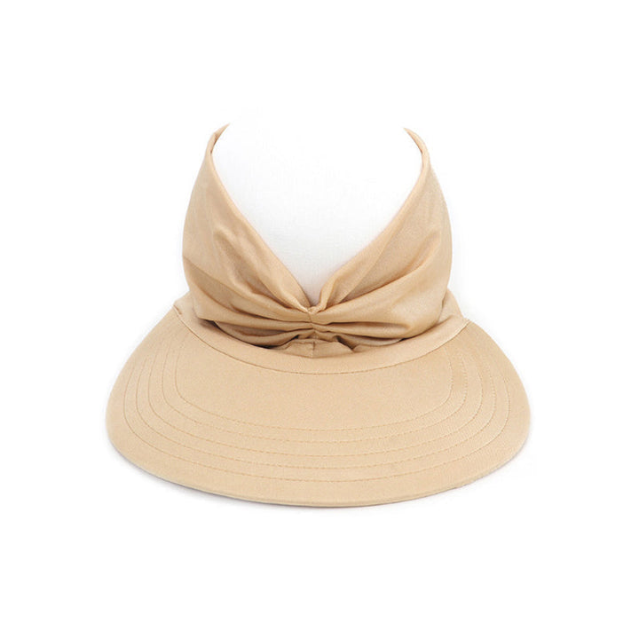 Classic women's sun hat with UV protection, an indispensable accessory for summer fashion