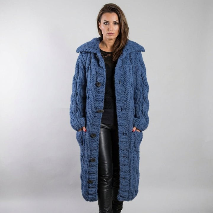 Women's versatile long sleeve everyday coat in a relaxed fit, perfect for fall layering & casual winter style.