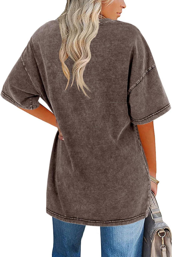 Vintage look women's oversized top, relaxed fit, short sleeve, trendy for everyday.