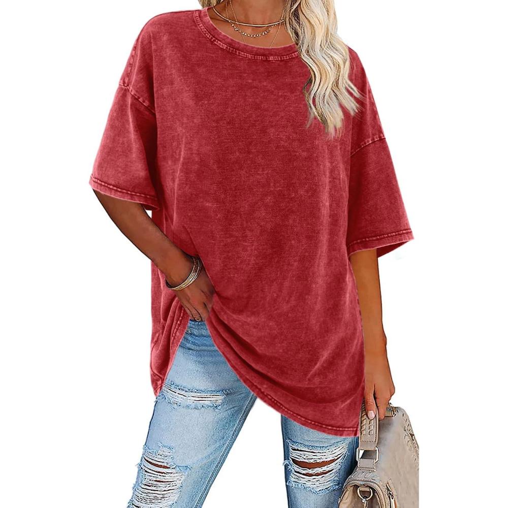 Retro style women's tee, relaxed fit, oversized comfort, ideal for casual fashion.