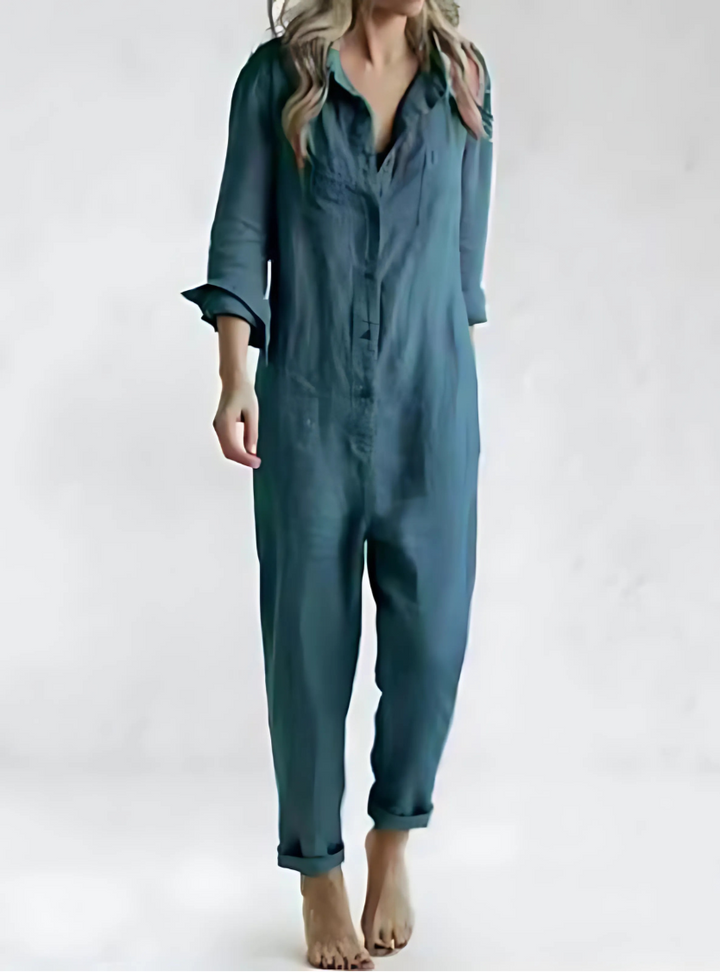 Chic women's one-piece jumpsuit in a relaxed fit. Perfect for casual summer fashion, ankle length with button details.