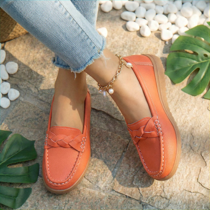 Women's Footwear with Arch Support: Wide fit, orthopedic, slip-on loafers for ultimate comfort.