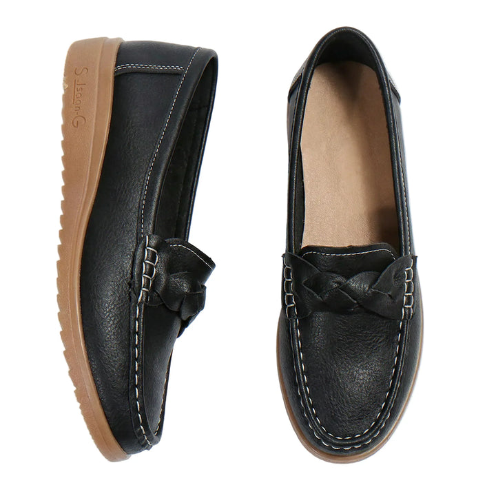 Everyday Women's Loafers: Wide fit, slip-on orthopedic design with robust arch support.
