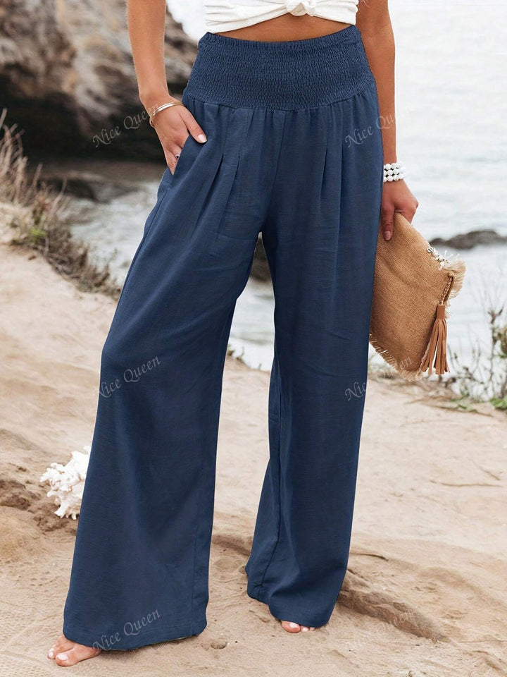 Stylish women's wide leg pants. Comfortable, relaxed fit linen trousers, perfect for summer fashion.